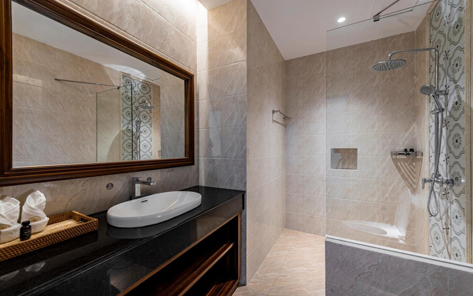 Relaxful Hotel泊岸酒店 Луанг Прабанг Екстериор снимка